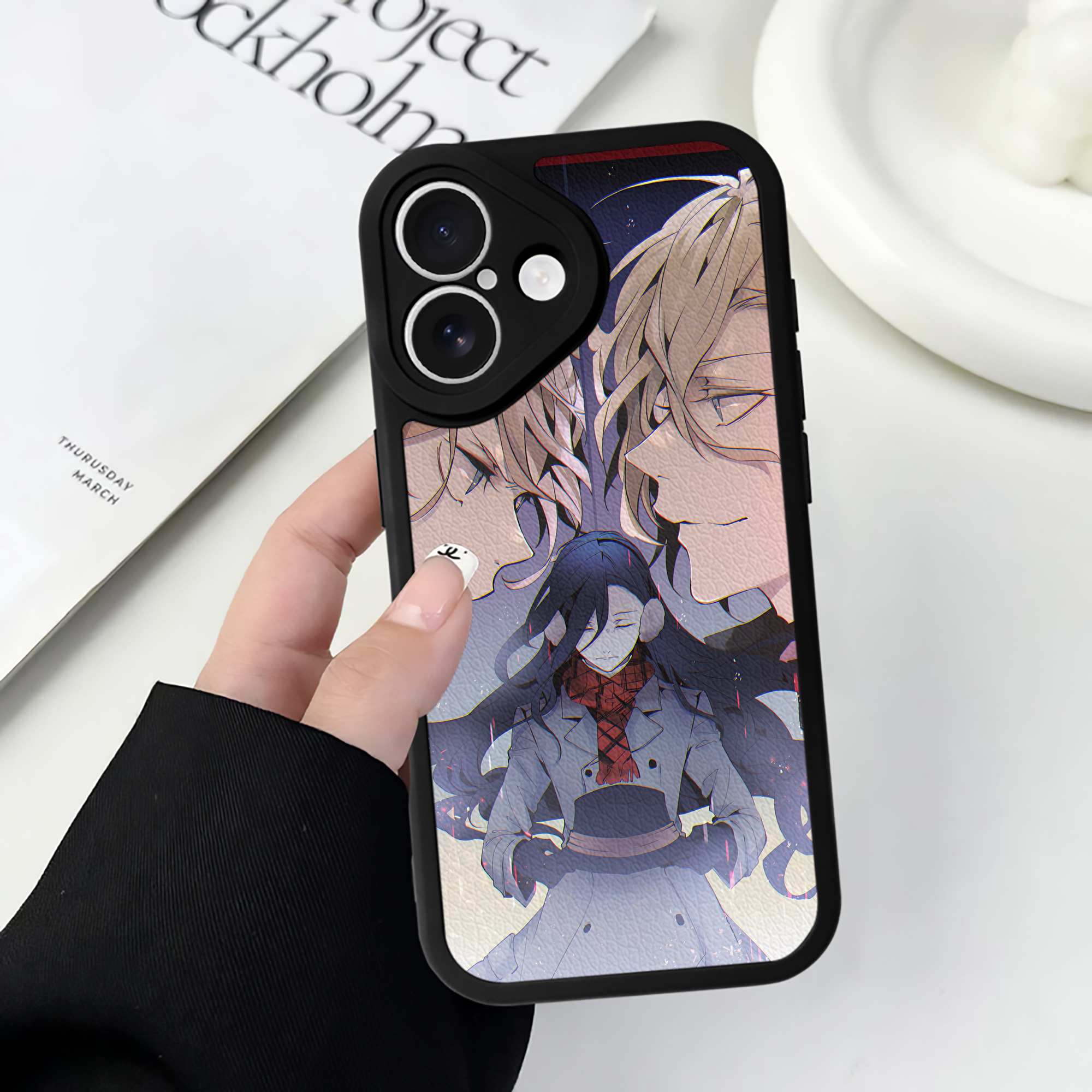 （画像用） 文豪ストレイドッグス Bungo Stray Dogs 【iPhone 16シリーズ対応】シリコンスマホケース（レザー調） 材質：シリコン